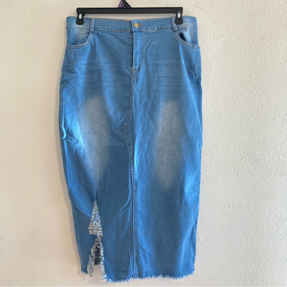 Beautiful denim skirt